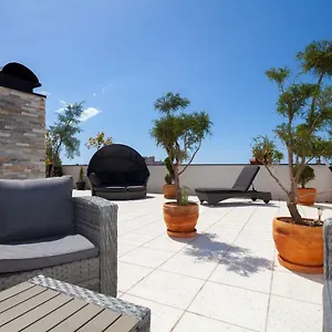 Luxury With Private Rooftop Terrace Pula